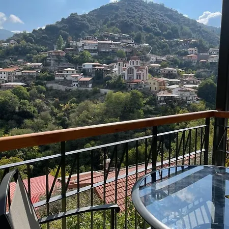 Feriehus Balkoni Moutoullas