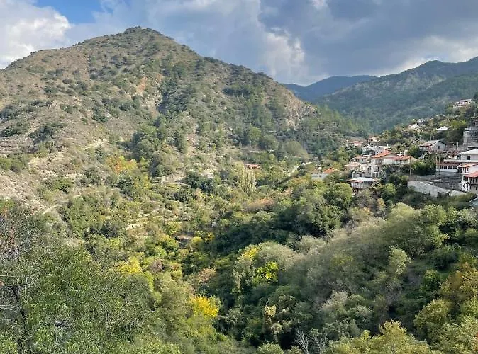 Balkoni * Μουτουλλάς